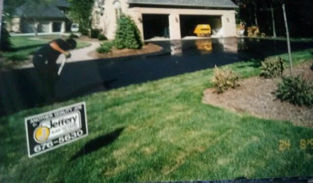 Residential Driveway Asphalt Pavement